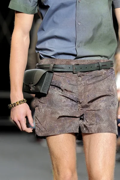 Look 23